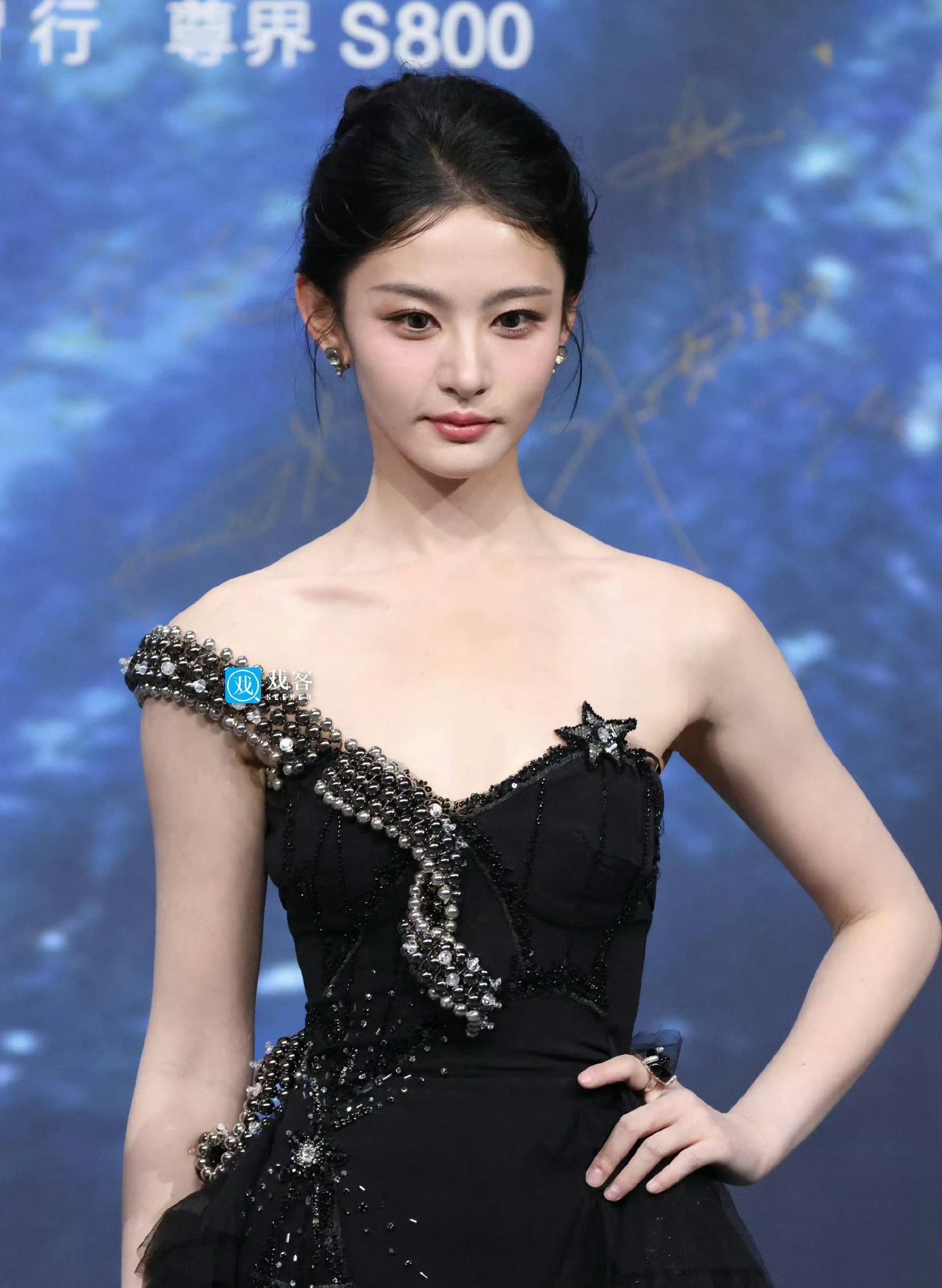 感觉要被培养成第二个流量🌸，🍍成功了