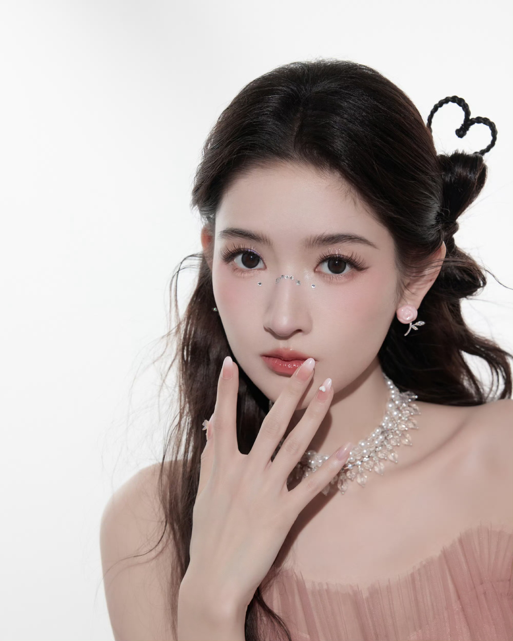 王玉雯太美啦！不浪费每一次妆照！真棒！