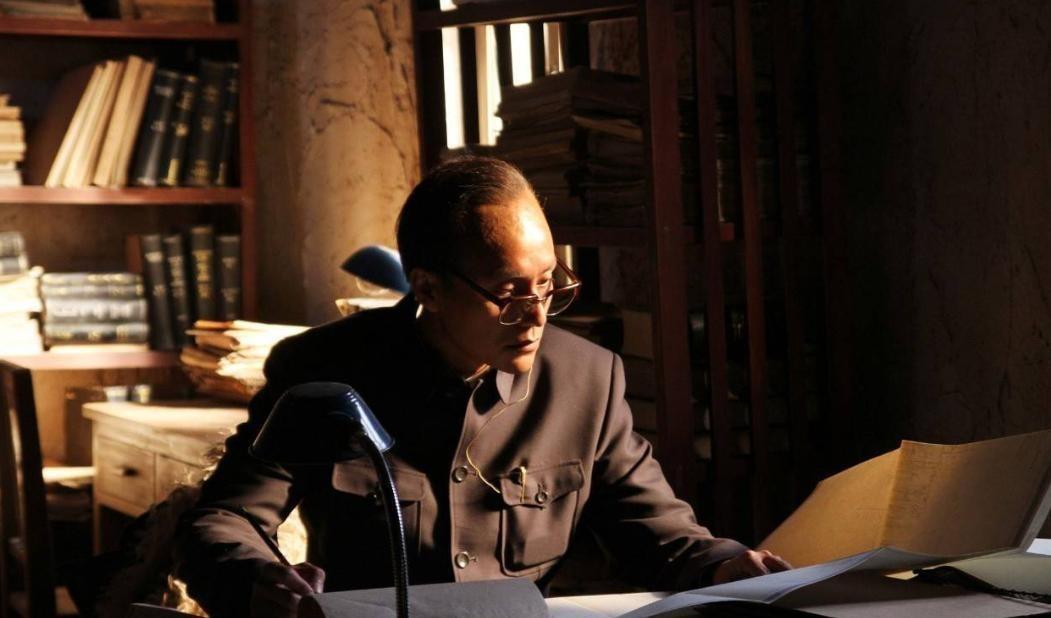 钱学森36岁仍单身，妹妹好心帮他相亲，他却害羞地说：要不你来做我妻子？1947