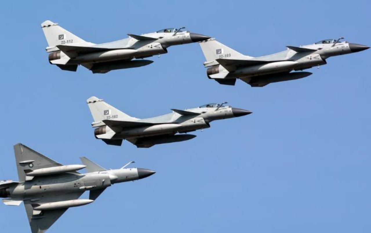 大反转！除了日本，还有一国偷偷插手台海！解放军上百机舰围台，专家：后果无法想象！