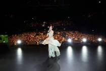 虞书欣工作室马来西亚出图虞书欣工作室活动出图虞书欣工作室出图欣欣子也太美了吧~