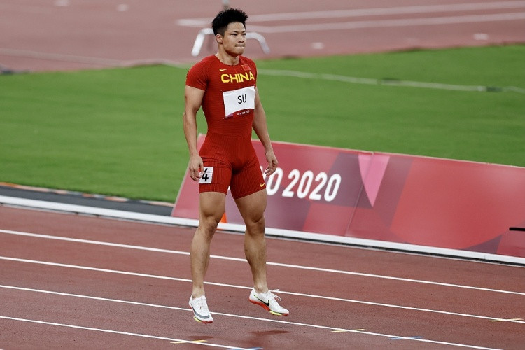 林雨薇致敬苏炳添: 功成身退! 祝福苏老师一切顺利!