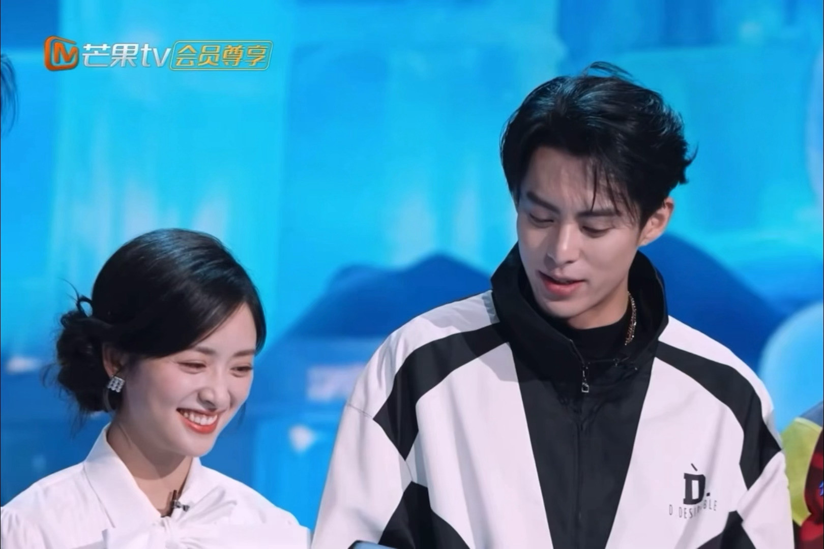 哈哈哈哈哈王鹤棣沈月彩排演起来了王鹤棣沈月彩排演起来了