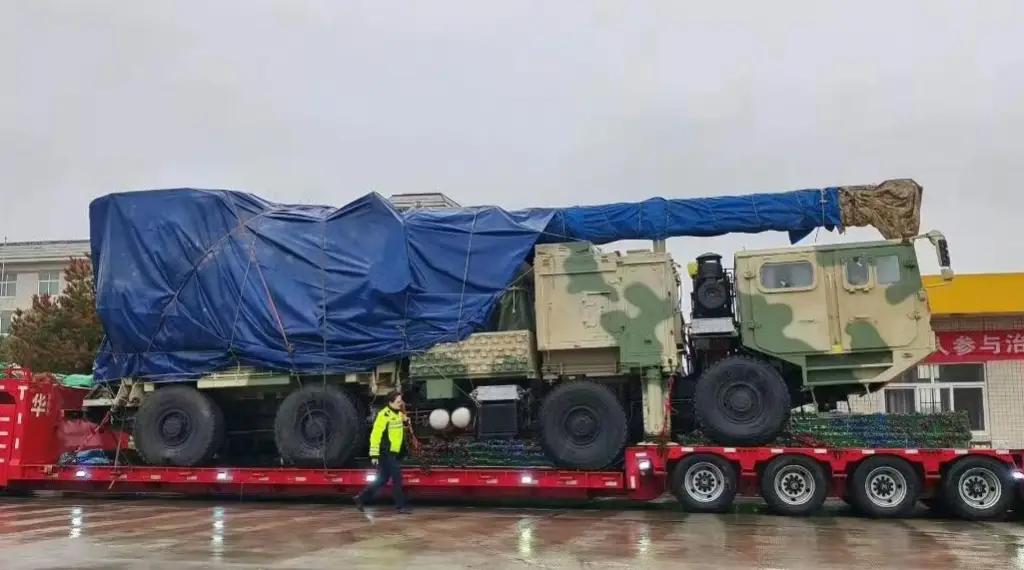 好家伙，美国连舰载电磁大炮都没研究明白，中国的陆地电磁大炮就亮相了。社交平台