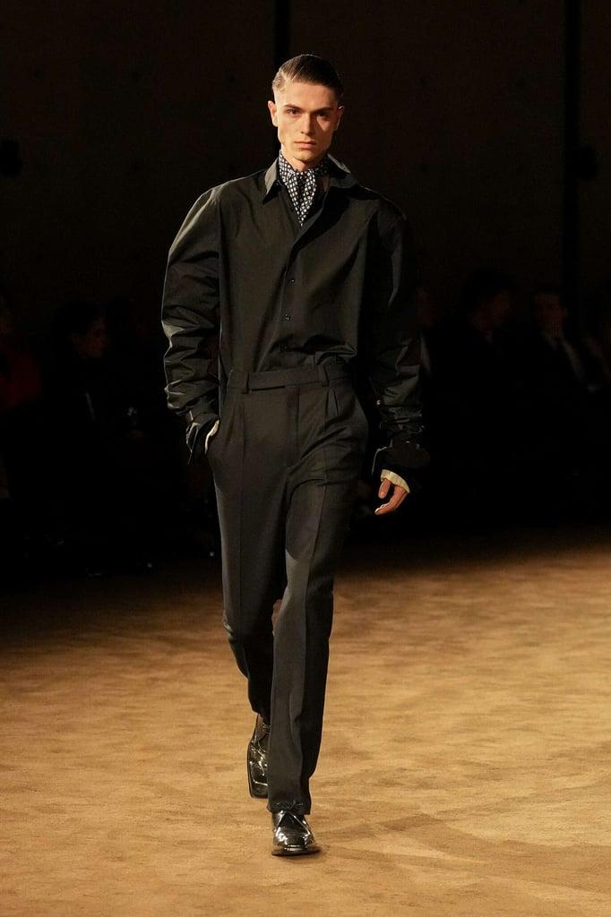 SaintLaurent2026秋冬男装系列的廓形处理真是妙到毫巅。Vacc