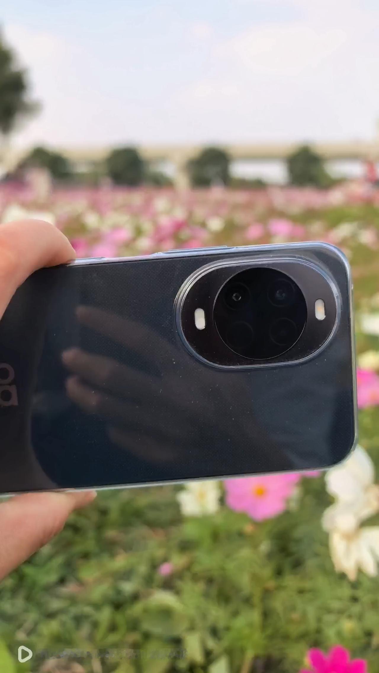 nova15值得买吗？我的答案，非常明确，值得，信号好、系统流畅、系统安全、续