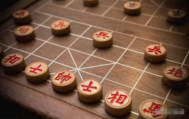 象棋里的車是不是过强级了？是否应该削弱一下? 从棋谱上看，車是最不受信任的棋