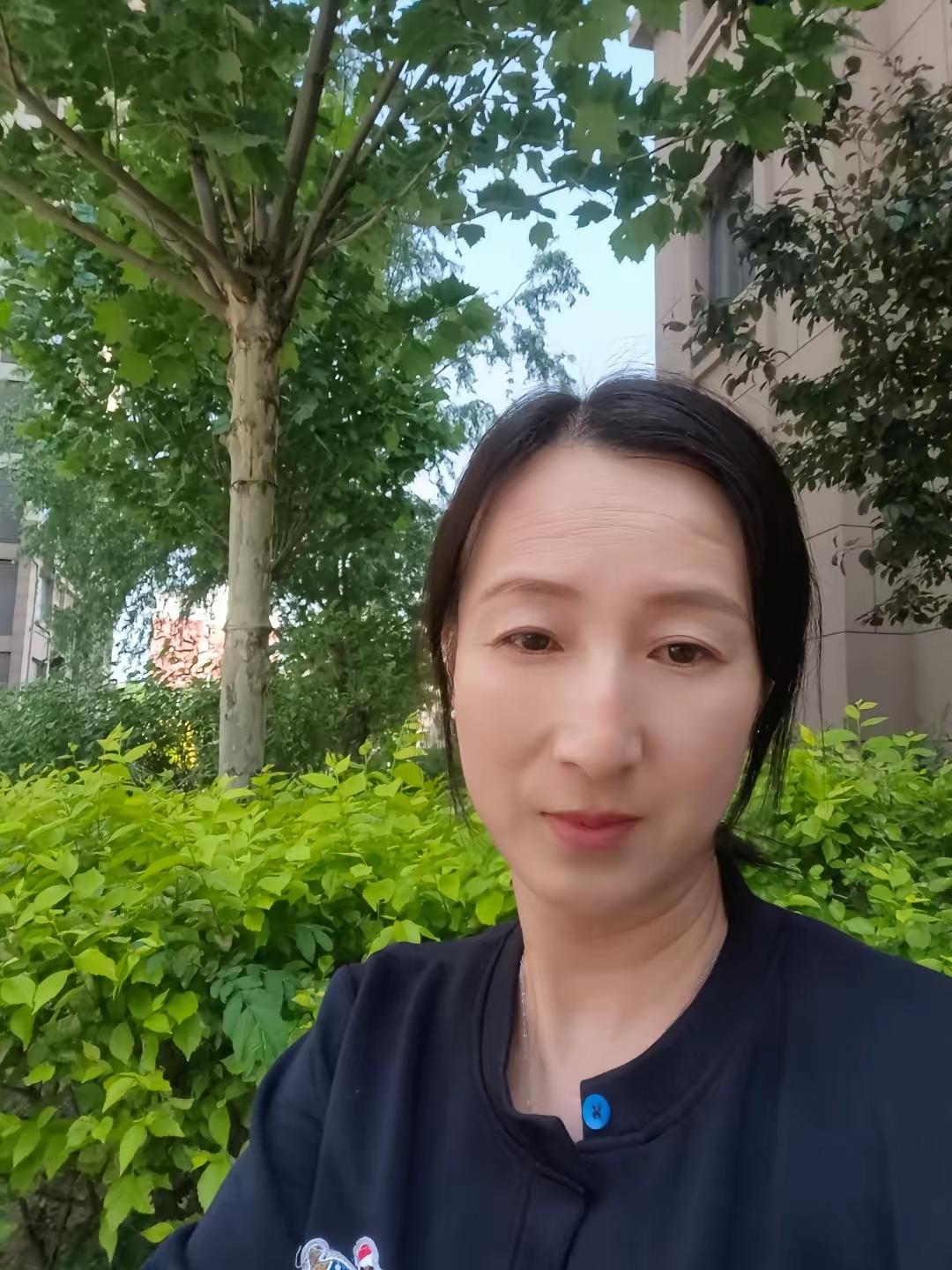 完蛋了，我养的儿子彻底是废了。儿子今年大专毕业，大三时去一个工厂实习了一年