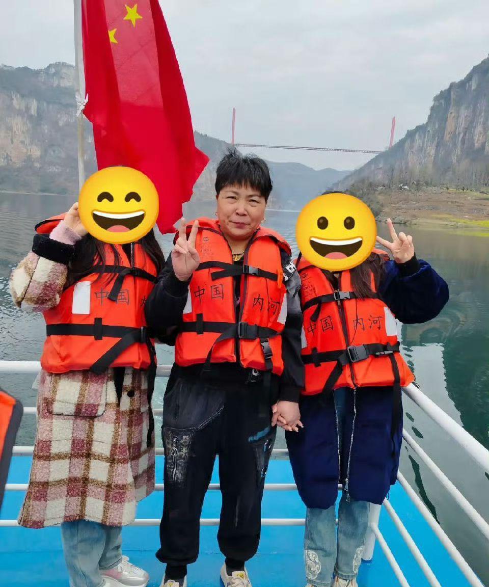 贵州女船长，真的是女英雄，7分钟之间凭果断和专业救下一船人，不过现在这个情况下，