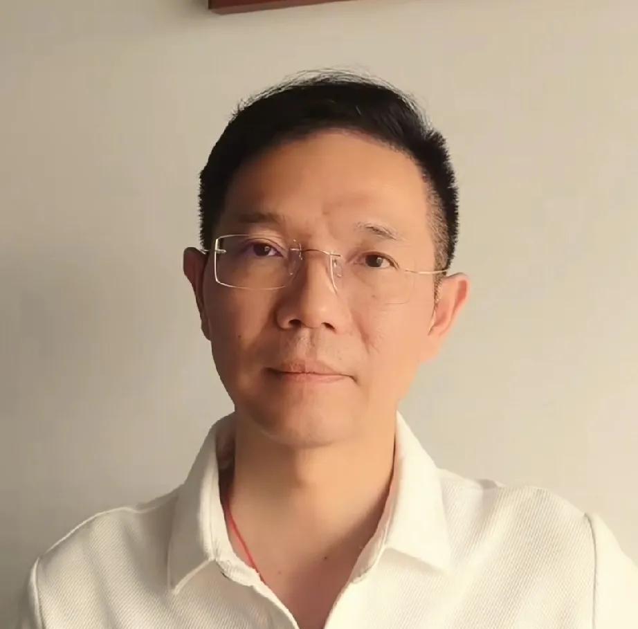 老度说:“别人为什么D你，而不D其他律老师，偏D你，不是自身有原因吗？”老度，