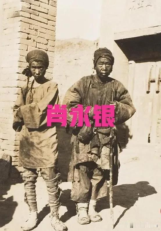 1937年，两个虚弱不堪的红军来到了甘肃镇原县，张口就要见刘伯承，谁知刘伯承刚出