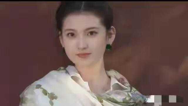 千年难遇的美人，太漂亮了，没有一点毛病，太完美了
