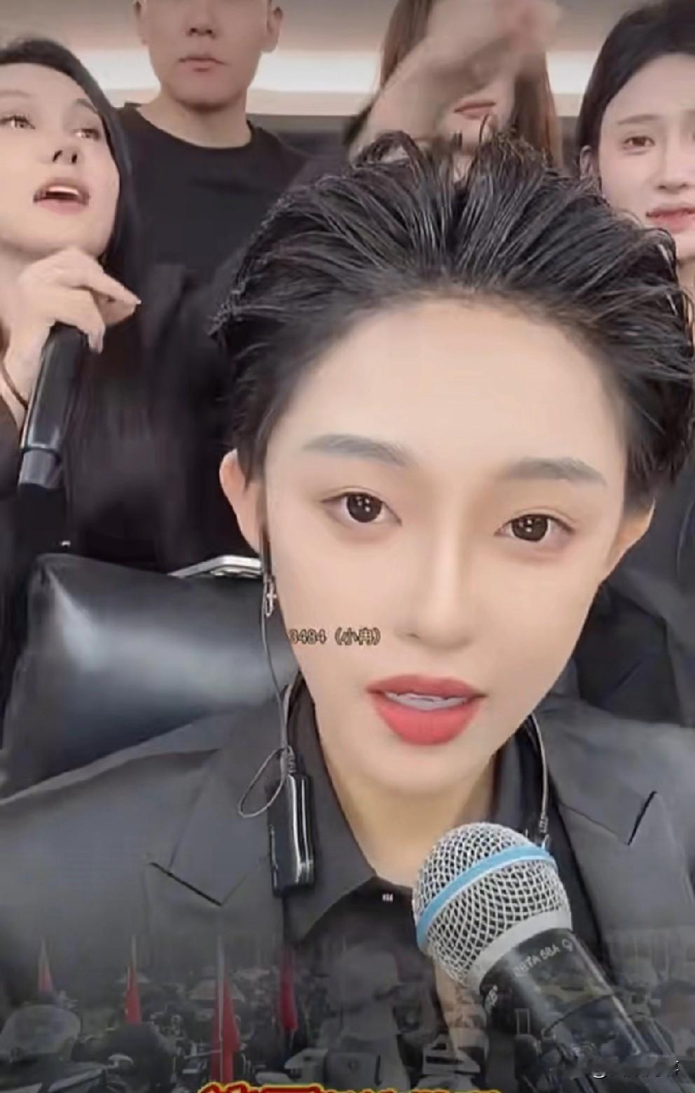 娜美调侃醋王来趟广州就好比羊入虎口了，被徒弟霍霍够呛，但恩师最得意的还是自己！