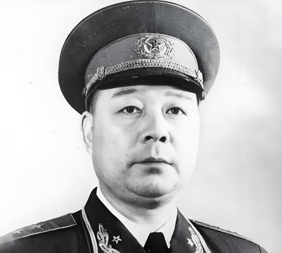 1939年，24岁的八路军副旅长，红着脸去跟一个女排长相亲，谁知，女排长却说：“