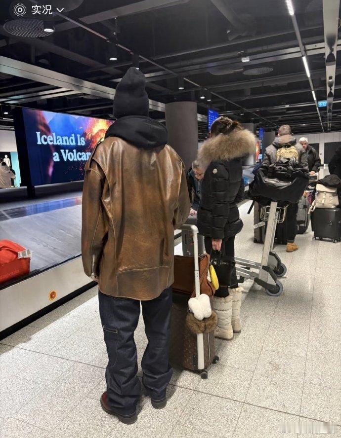 马思唯终于舍得带小米去贵地方了终于不是普通约会了！马思唯直接带小米冲冰岛，这对情