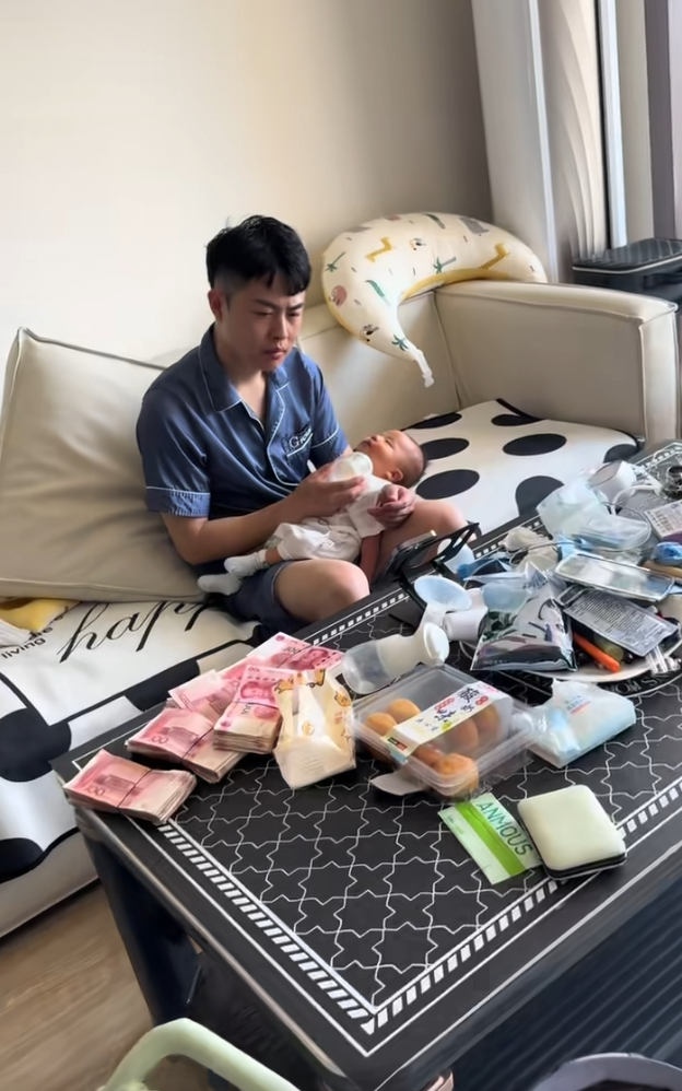怎么解读宝宝此时此刻的眼神？