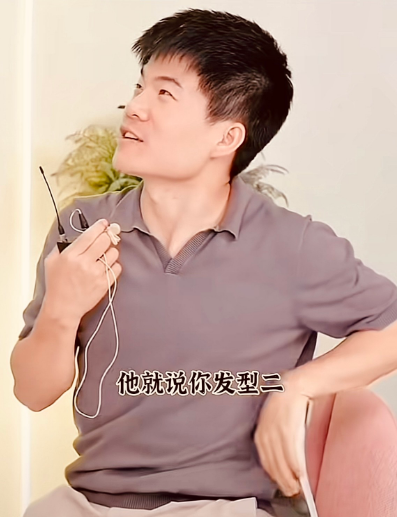 @董宇辉看高情商的宇辉，如何轻松化解某些人的恶意评论。昨晚10点多，