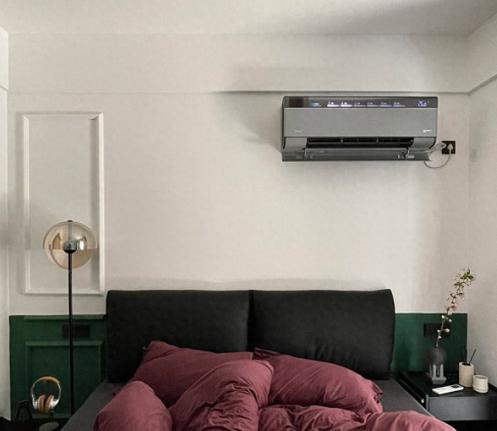 当初装修，图便宜买了台1500块的定频空调。夏天制冷倒是快，可每次压缩机一停一启