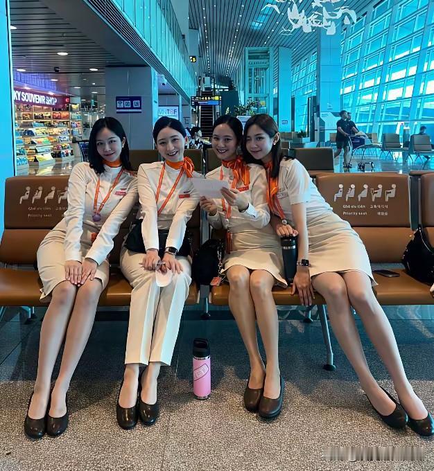 事实证明，裙子比裤子好看，不接受反驳！