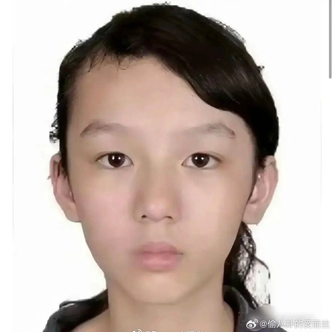 🥥现在的问题是浓妆都救不了，以前还能靠浓妆和精修…