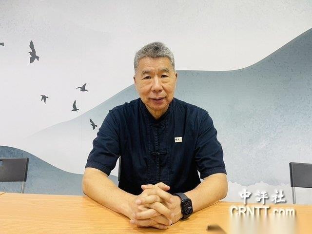 孙文学校总校长张亚中在香港中评网发文指出，国民党最近终于完成了一件“历史性任务”