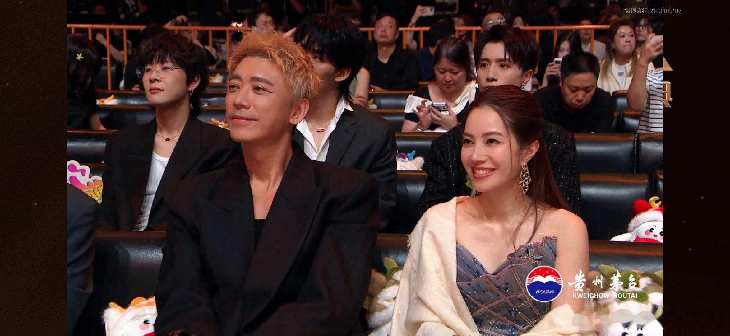 #徐怀钰范玮琪梁咏琪保质期真长#姐48了，真的吃了防腐剂一样还是超美，比我强多了[笑着哭]我又要来晒