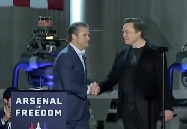 美国明牌了！特斯拉汽车使用的AI系统，将被接入美军军用网络1月18日，《参考消息