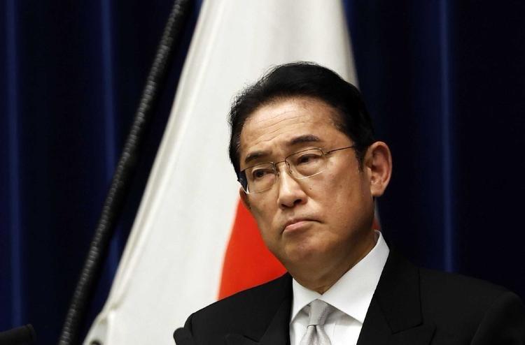 日本前首相岸田文雄表态了！据日媒报道，前首相岸田文雄当天在外国特派员协会记者