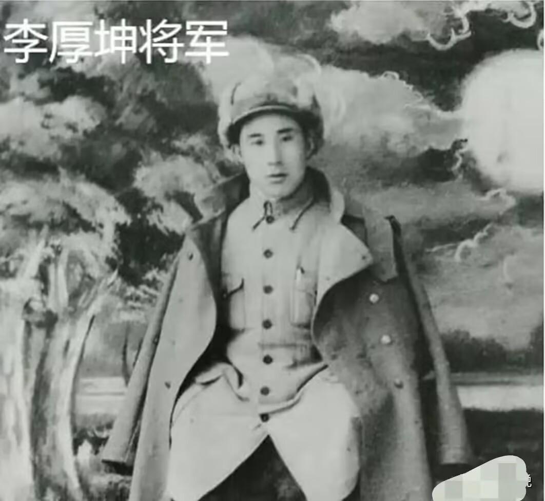 1949年，10兵团后勤部长李厚坤乘车赴闽上任途中，在途经嵊县、东阳公路的胡村边