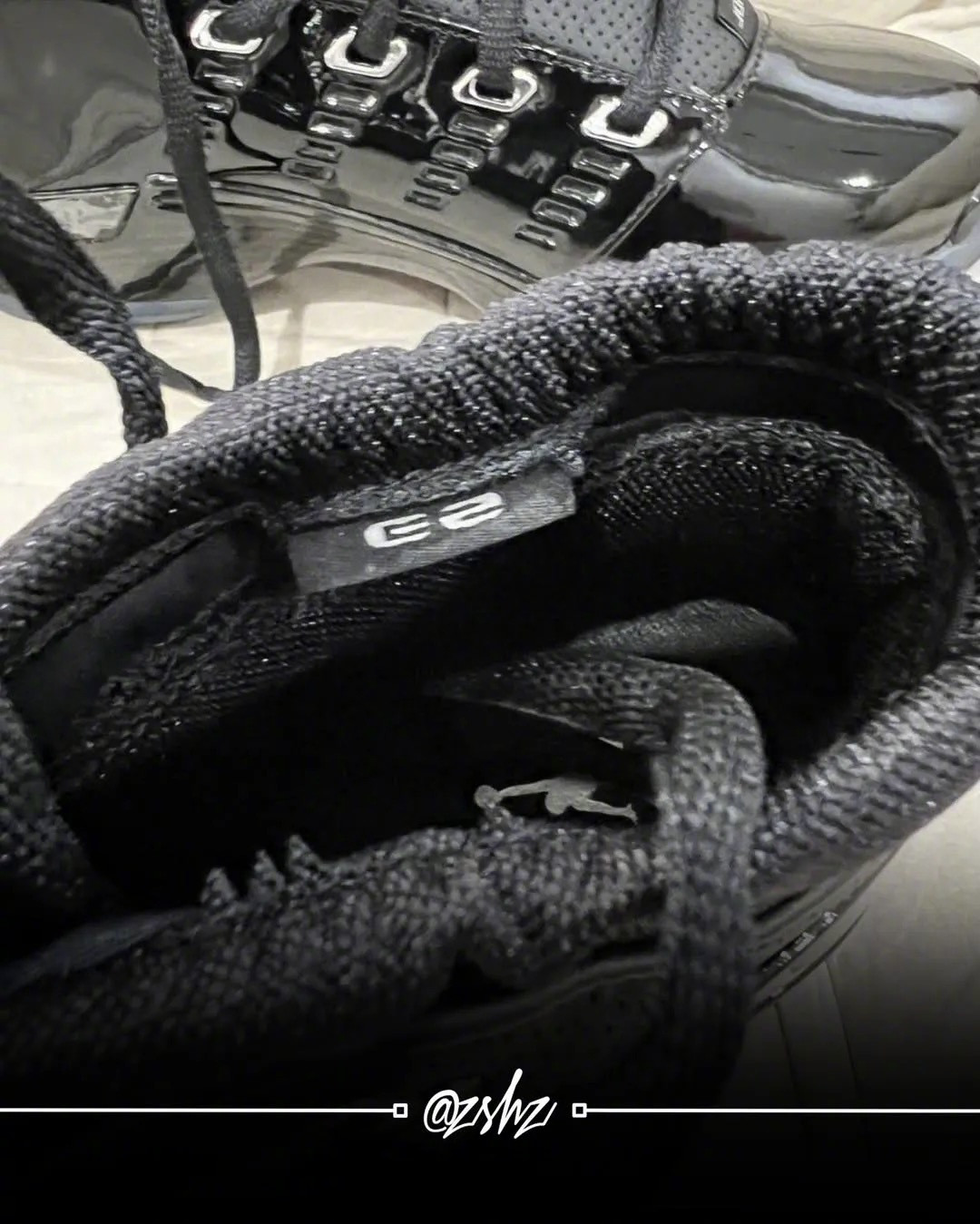 AirJordanXVIILowRetro「BlackPatent」A
