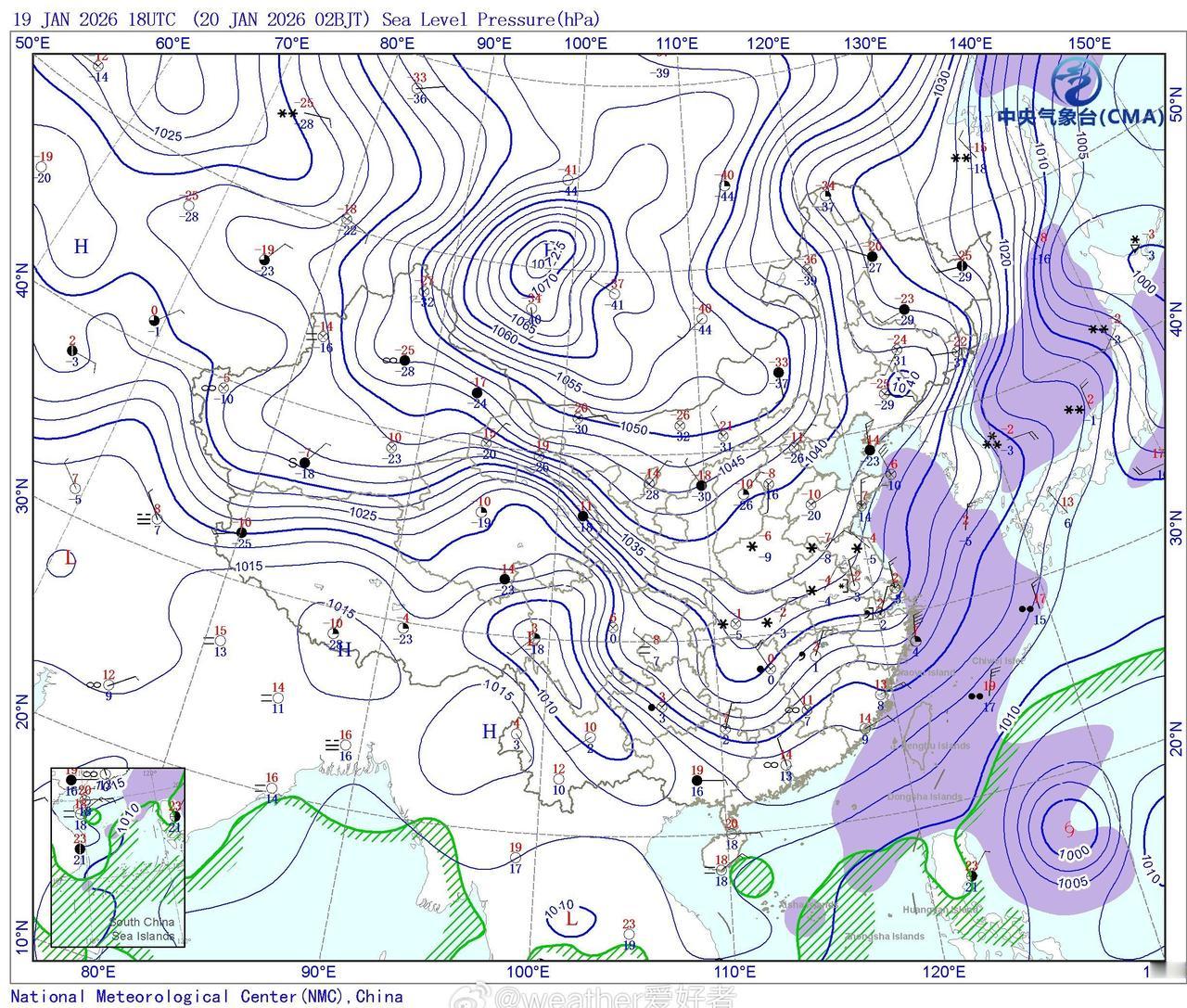 安徽江苏附近的降雪带将逐渐南压，武汉合肥南京一带的较强降雪将在白天逐渐减弱