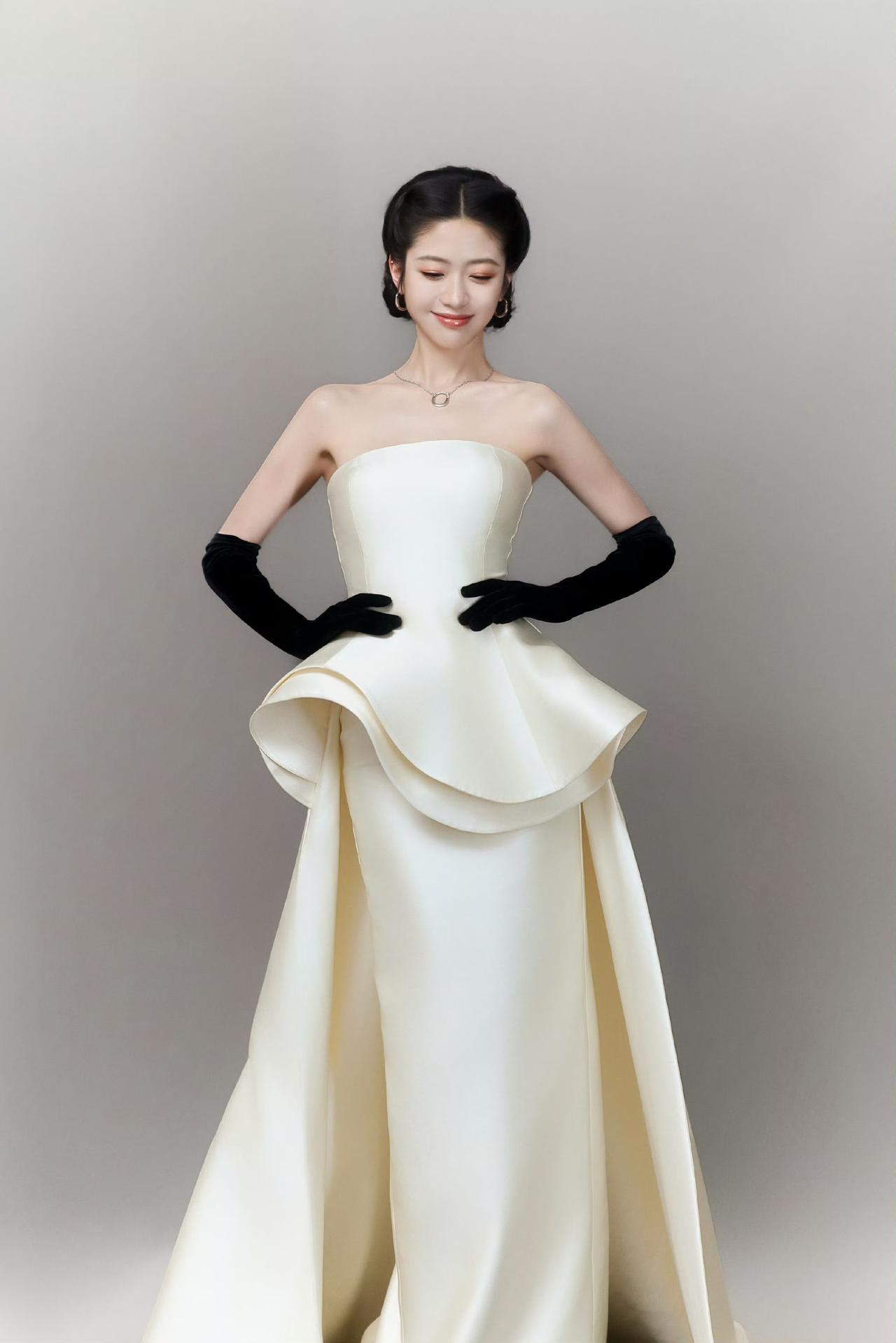 优雅复古风，黑白配，时尚优雅，气质迷人向涵之。