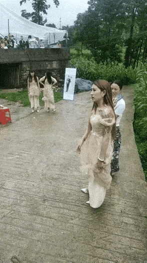 这喝完晚上还能洞房吗[呲牙笑][呲牙笑]