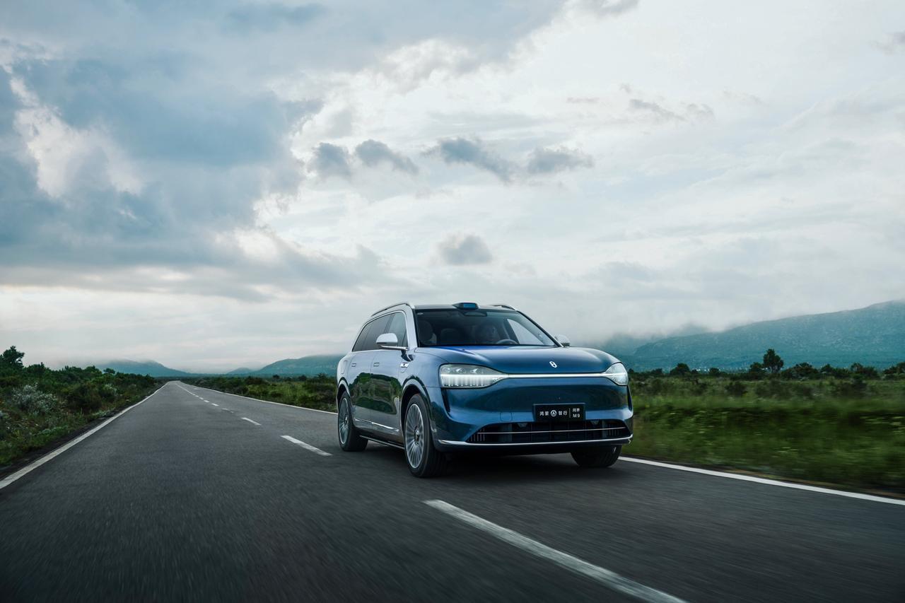 场景化渗透，问界M9让豪华体验融入日常细节高端用户对豪华体验的需求，早已从“有