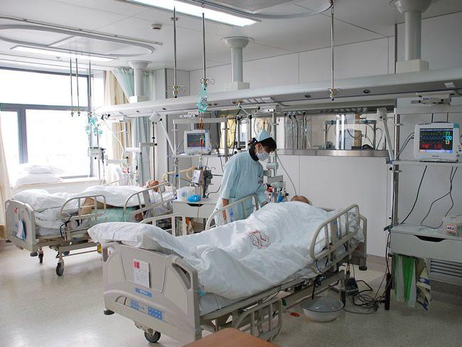 山东泰安，一24岁准新娘，还有2个月结婚，因轻微感冒，就去诊所看病，接诊医生没测