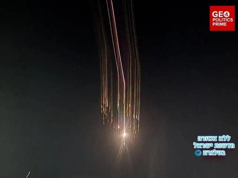 当地时间3月19日，以色列国防军发布最新报告称，伊朗对以色列发动了自午夜以来的第