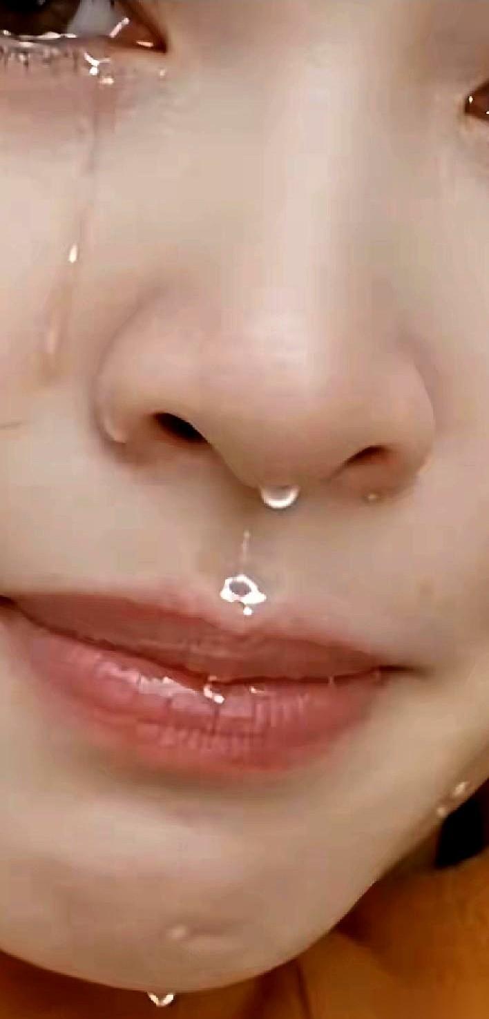 结婚二十几年，男方每月7000多的工资，自己只留2000块，剩下的全按月上交。这