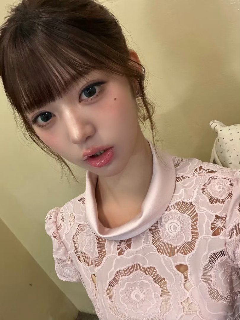 张元英贝微微妈呀！！这完全就是小说的建模天使女主，太美了吧！