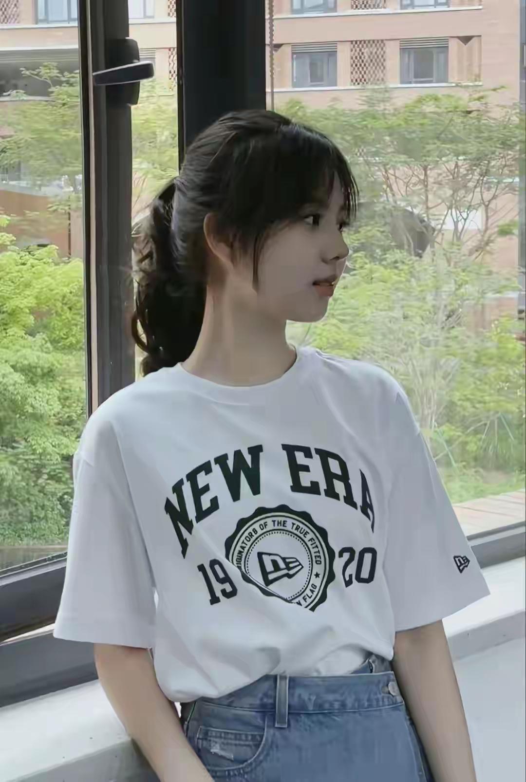 邻家小妹＃记录美好生活生活就像一场充满惊喜的旅行，有时我会背着相机，去邂逅那如