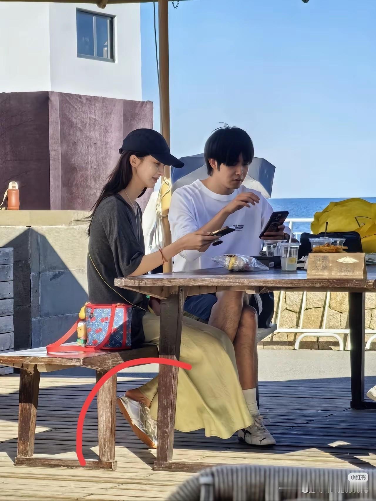 那么大一个明星，我居然不认识！[捂脸哭][捂脸哭]