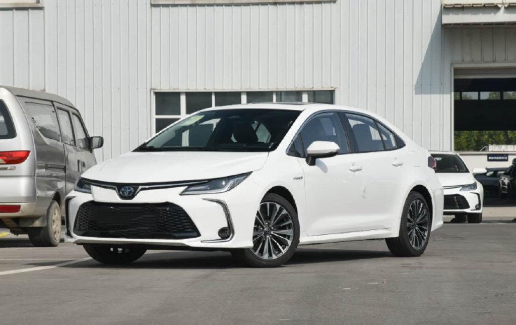 二手车避坑车型---丰田卡罗拉丰田卡罗拉这款车真的保值界的神车～我们单位在2