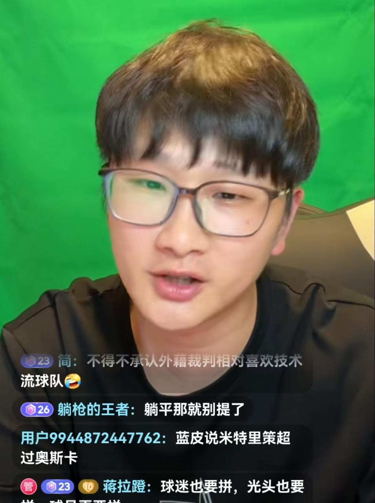 上海海港知名球迷里昂表示，如果接下来与上海申花的德比战，上海海港还是这么温吞水的