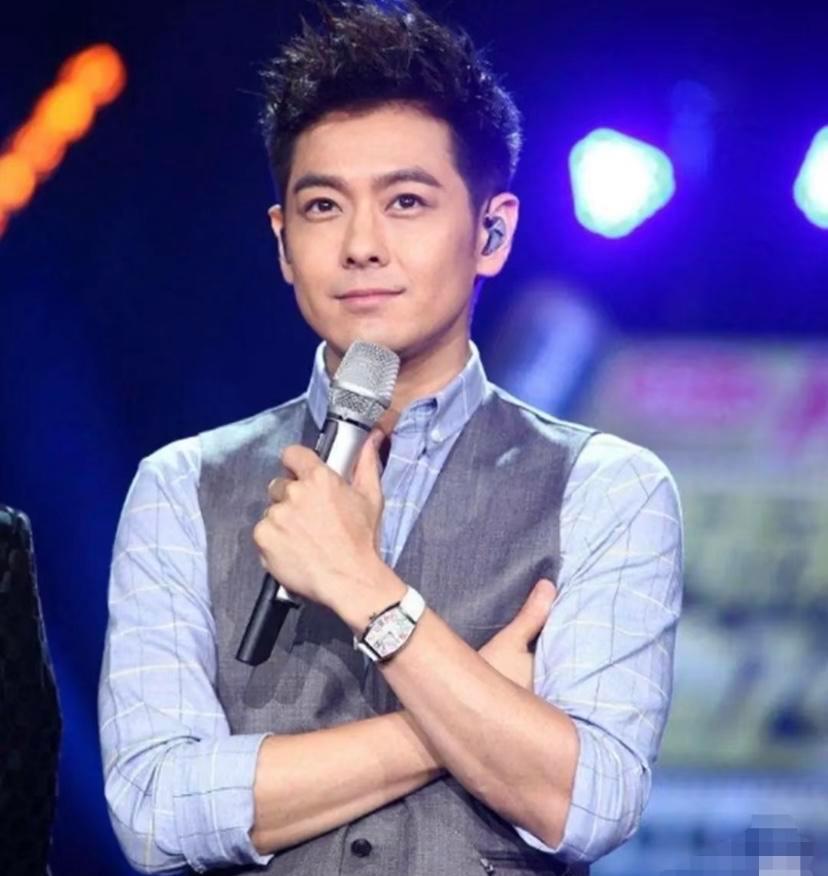 嫁入豪门最大的代价，不是失去自由，而是连哭的姿势都要被审核。陈若仪在节目里说，