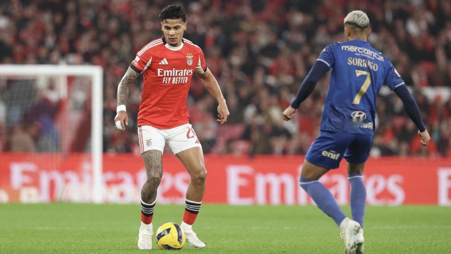 倒反天罡，活久见了，穆里尼奥竟然靠一粒点球，赢得比赛，这让穆粉情何以堪，浑身都不