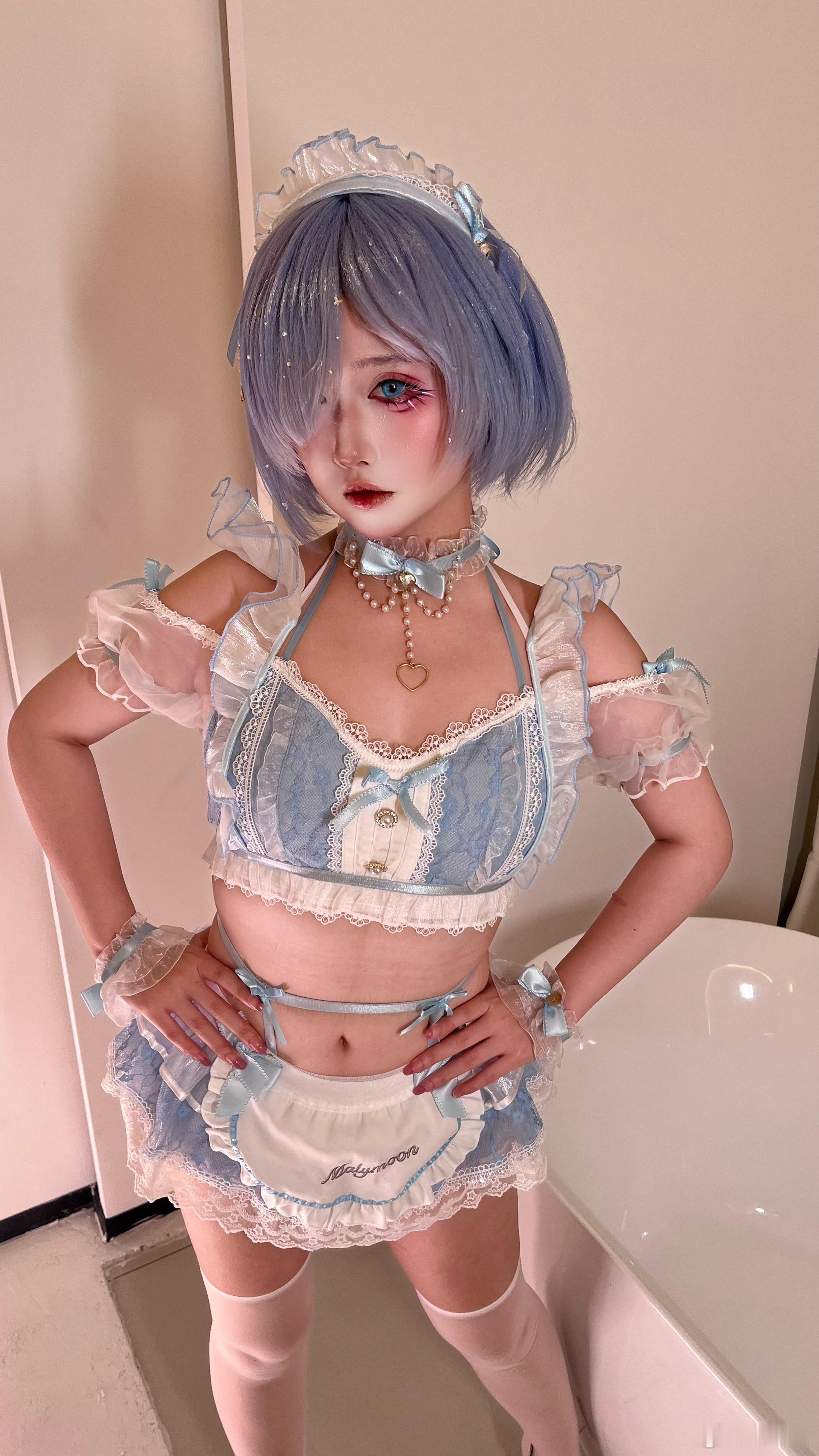 没有补光的蕾姆两张——衣服