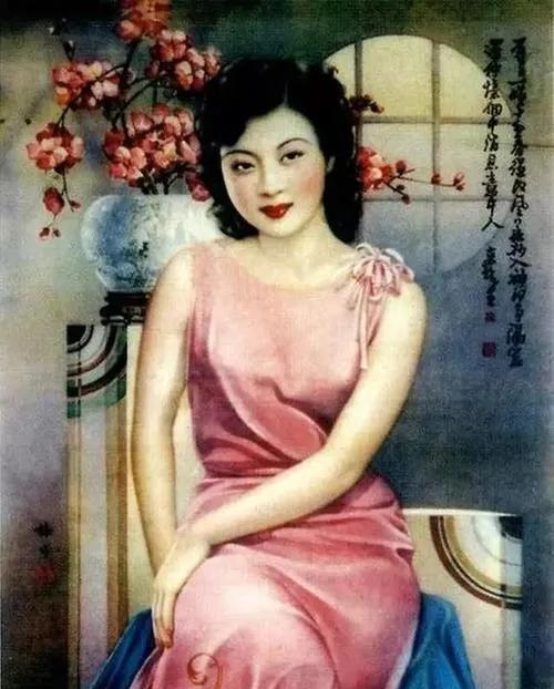 1974年，26岁的周荣鹤爱上了61岁的蒋梅英，并上门追求，甚至还强吻了对方。没