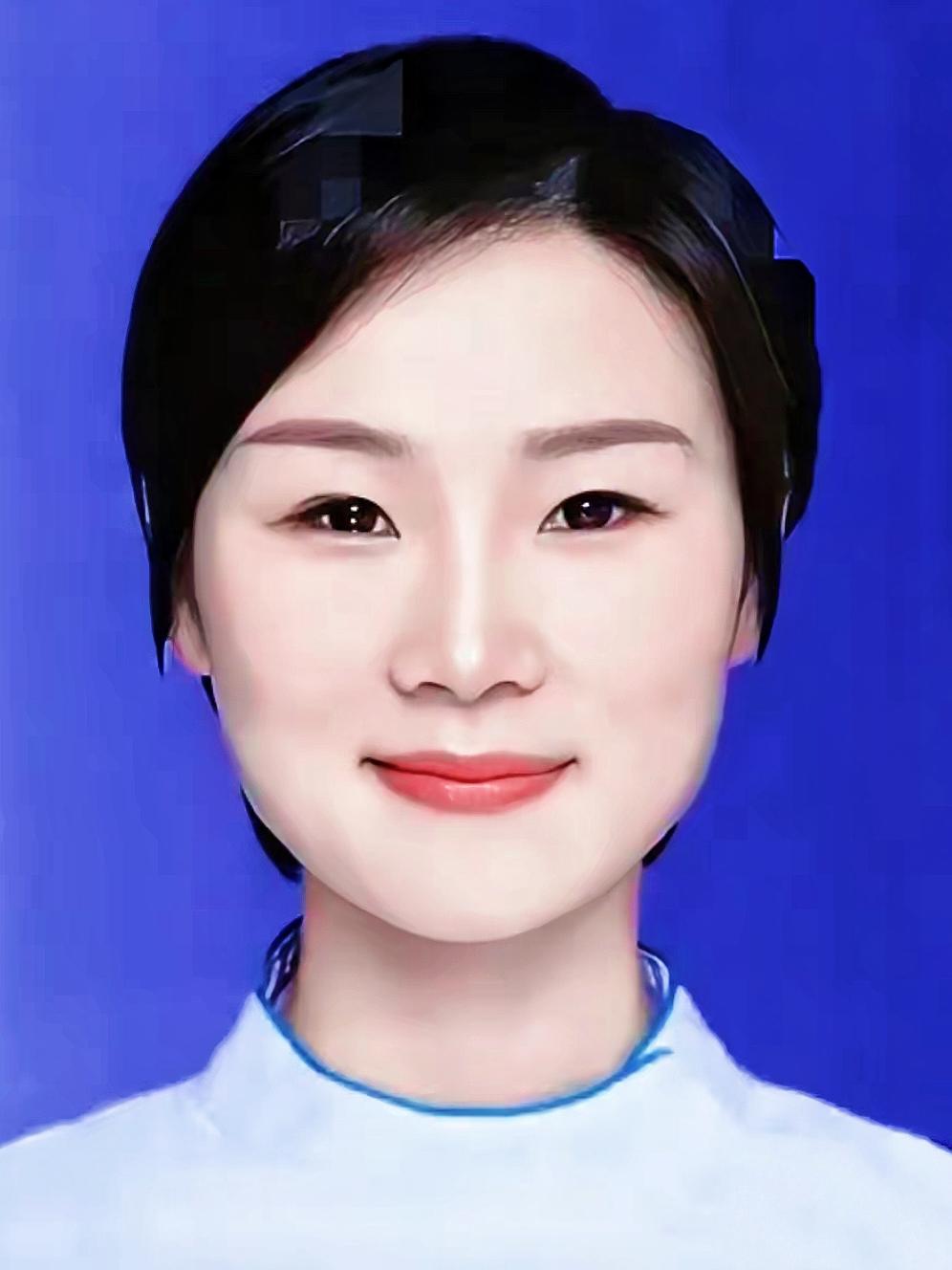 湖南省人民医院，心内六区的彭晶晶护士长，仔细了解她，发现彭晶晶不仅人也漂亮