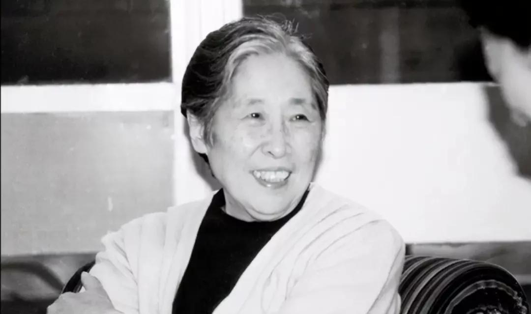 2004年王光美和李敏及李讷共进晚餐时温馨叮嘱：你们一定要更加关心和注意自己的身