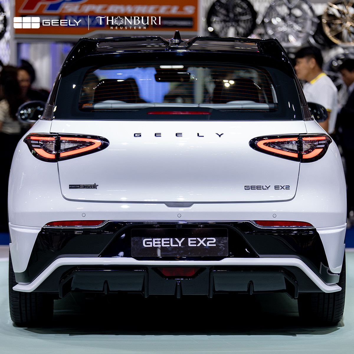 【心情件】吉利泰国经销商定制的吉利EX2ShootingStar特别版。套件