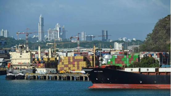 中方甩出“逐客令”，马士基和地中海航运当场懵圈！早就轮番约谈，警告它们别接盘巴拿